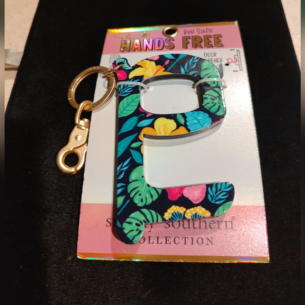 Simply Southern Bee Safe Door Opener, hands-free  opener made of acrylic + brass